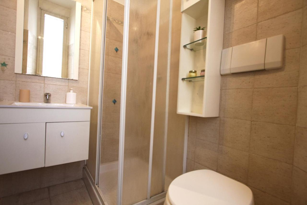 شقة San Giovanni Holiday House روما المظهر الخارجي الصورة