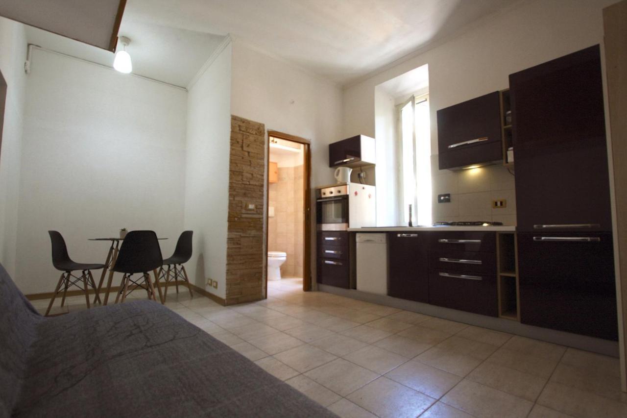 شقة San Giovanni Holiday House روما المظهر الخارجي الصورة